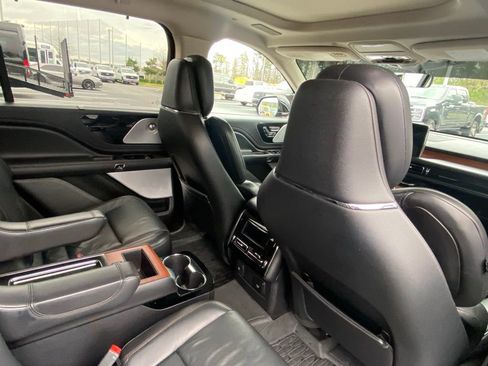 Used 2020 Lincoln Aviator Reserve w/ Equipment Group 202A image 29