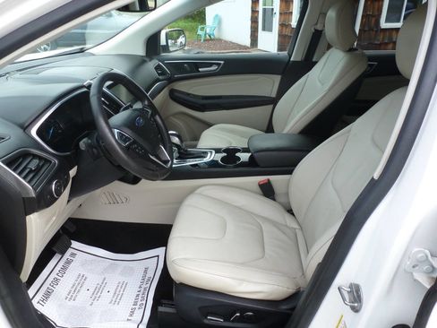 Used 2015 Ford Edge Titanium w/ Technology Package AWD/4WD image 20