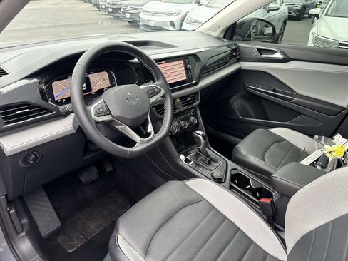 Certified 2023 Volkswagen Taos SEL image 11