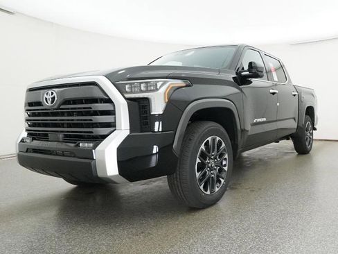 New 2026 Toyota Tundra Limited AWD/4WD image 19