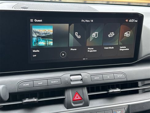 New 2025 Kia K4 LXS image 20