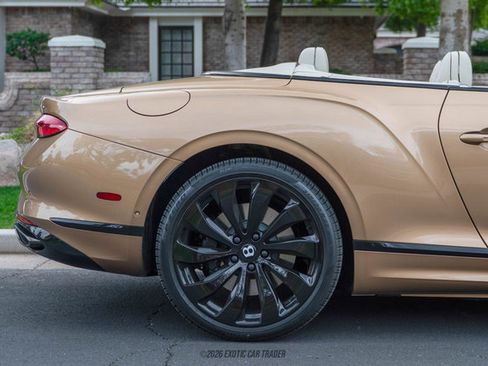 Used 2026 Bentley Continental GTC image 10
