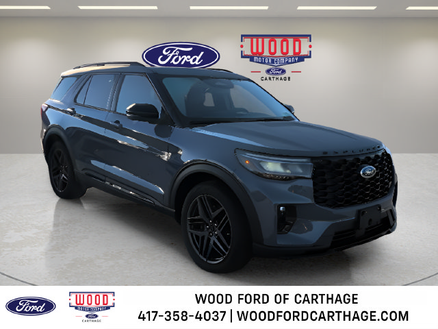 Used 2025 Ford Explorer ST AWD/4WD image 1