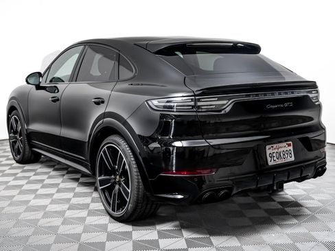 Certified 2023 Porsche Cayenne GTS AWD/4WD image 3