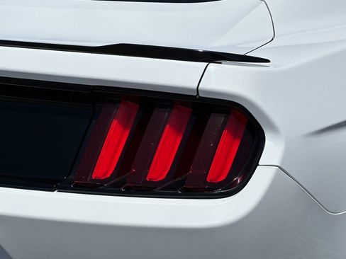Used 2016 Ford Mustang GT Premium w/ Black Accent Package RWD image 26