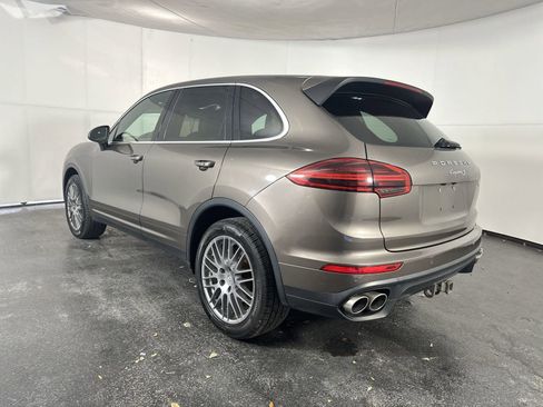 Used 2016 Porsche Cayenne S w/ Premium Plus Package image 9