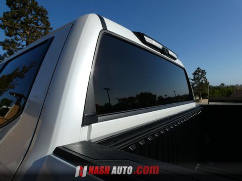 Used 2024 Toyota Tundra Platinum AWD/4WD image 26