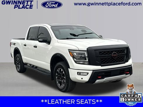 Used 2023 Nissan Titan PRO-4X w/ Pro-4x Convenience Package image 3