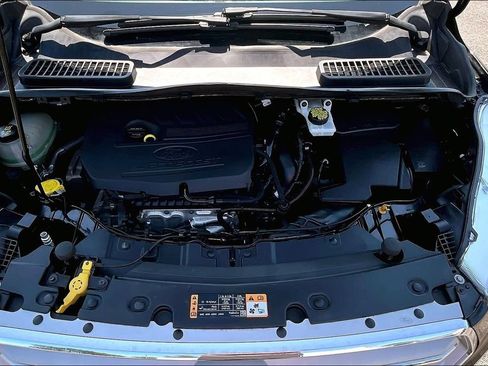 Used 2018 Ford Escape SE w/ Ford Safe & Smart Package AWD/4WD image 5