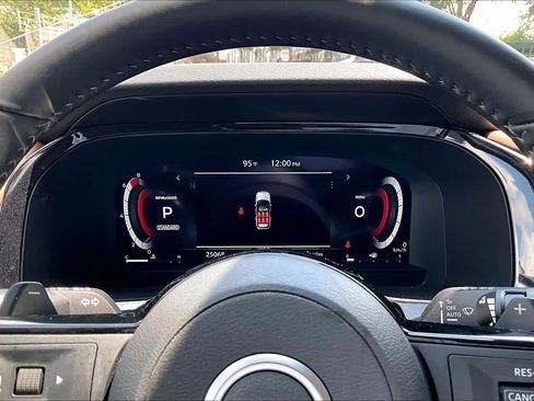 Used 2026 Nissan Rogue SV FWD image 26