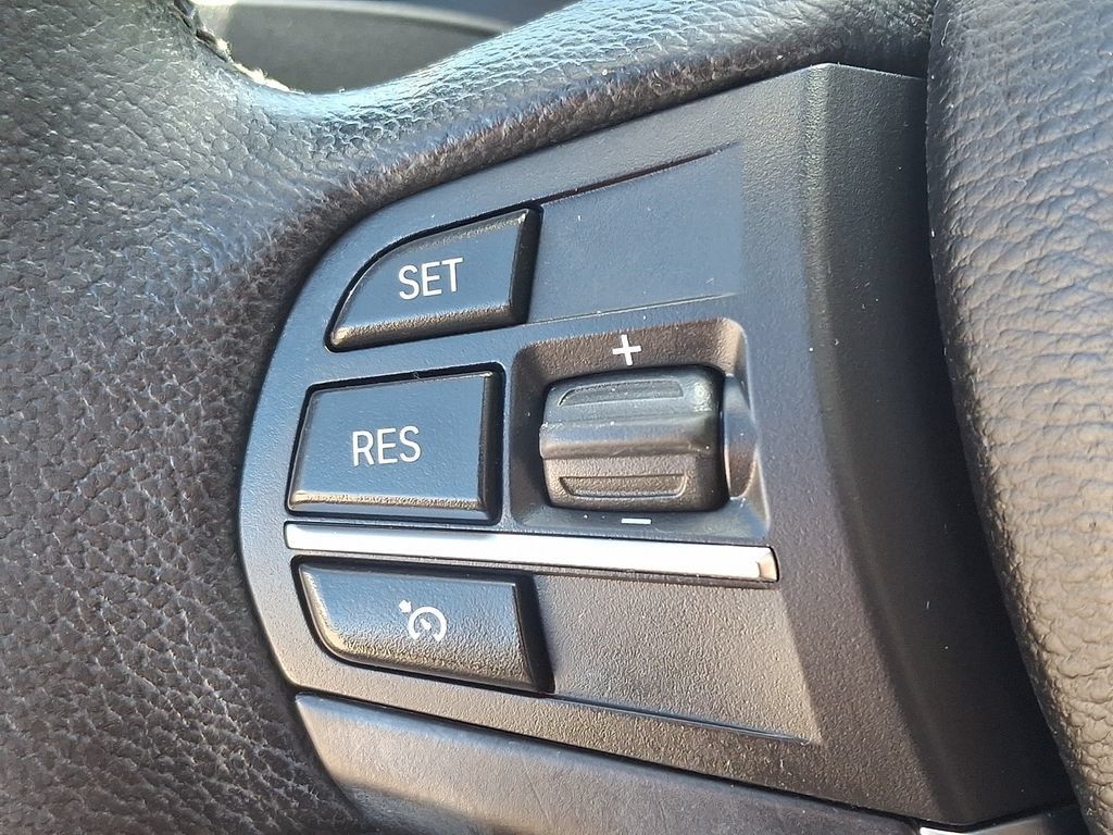 Used 2017 BMW X3 xDrive28i AWD/4WD image 23