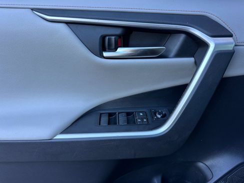 Used 2019 Toyota RAV4 Adventure w/ Advanced Technology Package AWD/4WD image 10