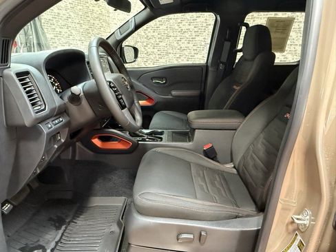Used 2023 Nissan Frontier PRO-4X w/ Pro Convenience Package image 22