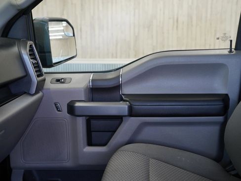 Used 2019 Ford F150 XLT image 30