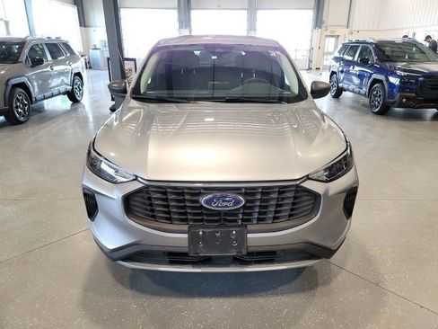 Used 2024 Ford Escape Active image 2