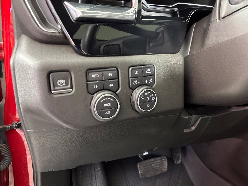 Certified 2024 Chevrolet Silverado 3500 LTZ w/ LTZ Convenience Package AWD/4WD image 28