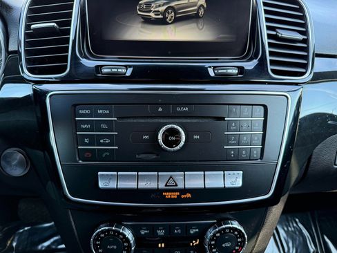 Used 2018 Mercedes-Benz GLE 350 4MATIC image 33