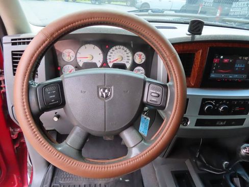 Used 2006 Dodge Ram 2500 Truck Laramie AWD/4WD image 19