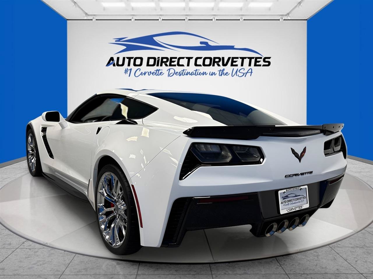 Used 2019 Chevrolet Corvette Z06 RWD image 14