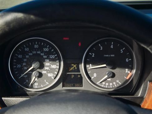 Used 2006 BMW 325i Sedan RWD image 13