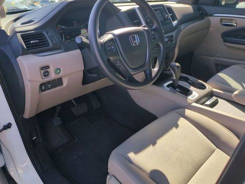Used 2017 Honda Ridgeline RTS image 12