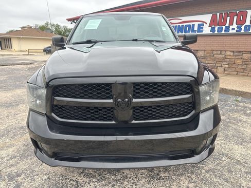 Used 2015 RAM 1500 Express w/ Black Ram 1500 Express Group AWD/4WD image 4