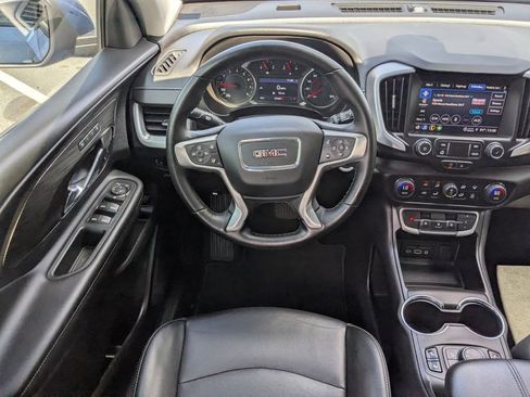 Used 2024 GMC Terrain SLT FWD image 15