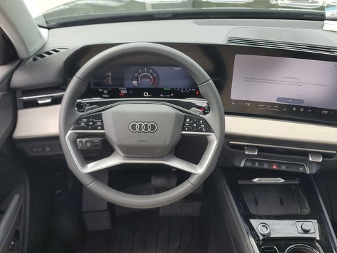New 2026 Audi Q3 quattro 2.0T AWD/4WD image 19