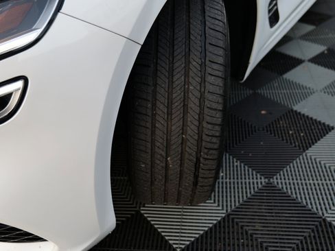 Used 2023 Genesis G70 2.0T image 89