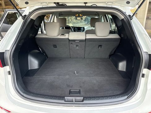 Used 2018 Hyundai Santa Fe Sport image 17