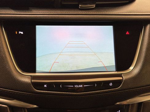 Used 2019 Cadillac XT5 Luxury FWD image 25