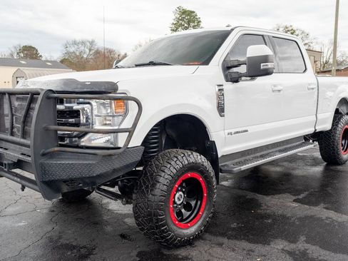 Used 2020 Ford F350 Lariat w/ Lariat Value Package image 3