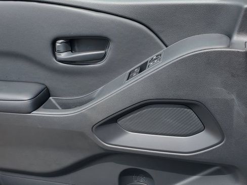 New 2026 Nissan Frontier S image 21