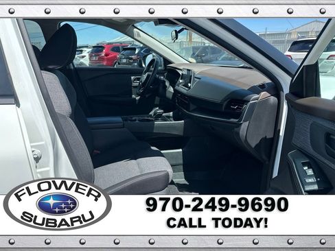 Used 2021 Nissan Rogue S AWD/4WD image 10