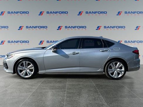 Used 2022 Acura TLX w/ Technology Package FWD image 2