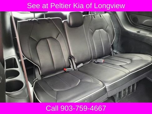 Used 2025 Chrysler Pacifica Limited FWD image 14
