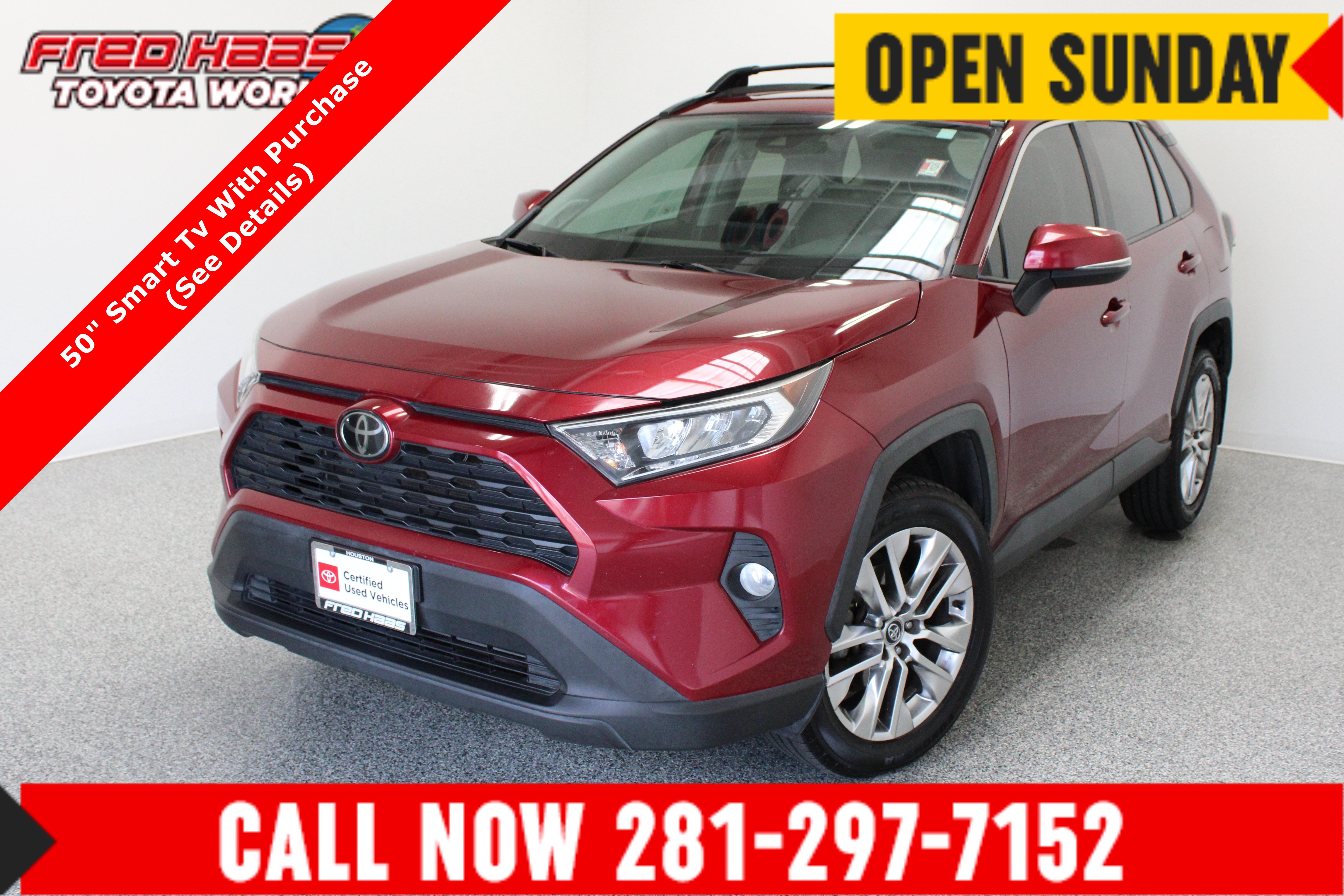 Used 2020 Toyota RAV4 XLE Premium FWD image 1