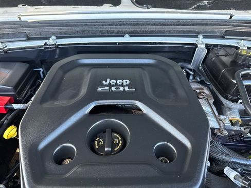 Used 2021 Jeep Wrangler Unlimited Sport image 42