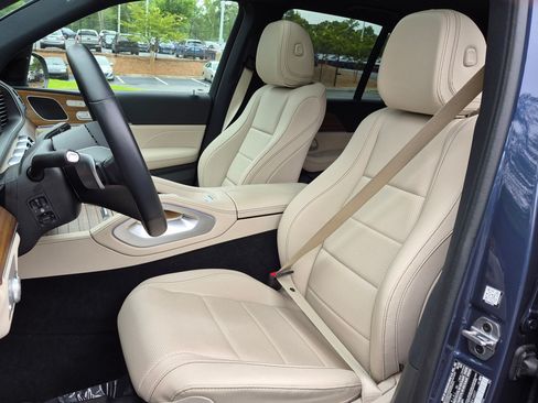 Certified 2025 Mercedes-Benz GLE 350 4MATIC image 17