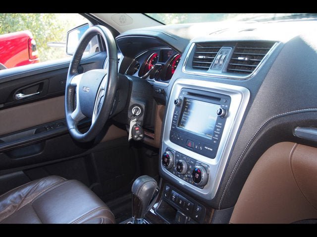 Used 2015 GMC Acadia SLT w/ Technology Package FWD image 8