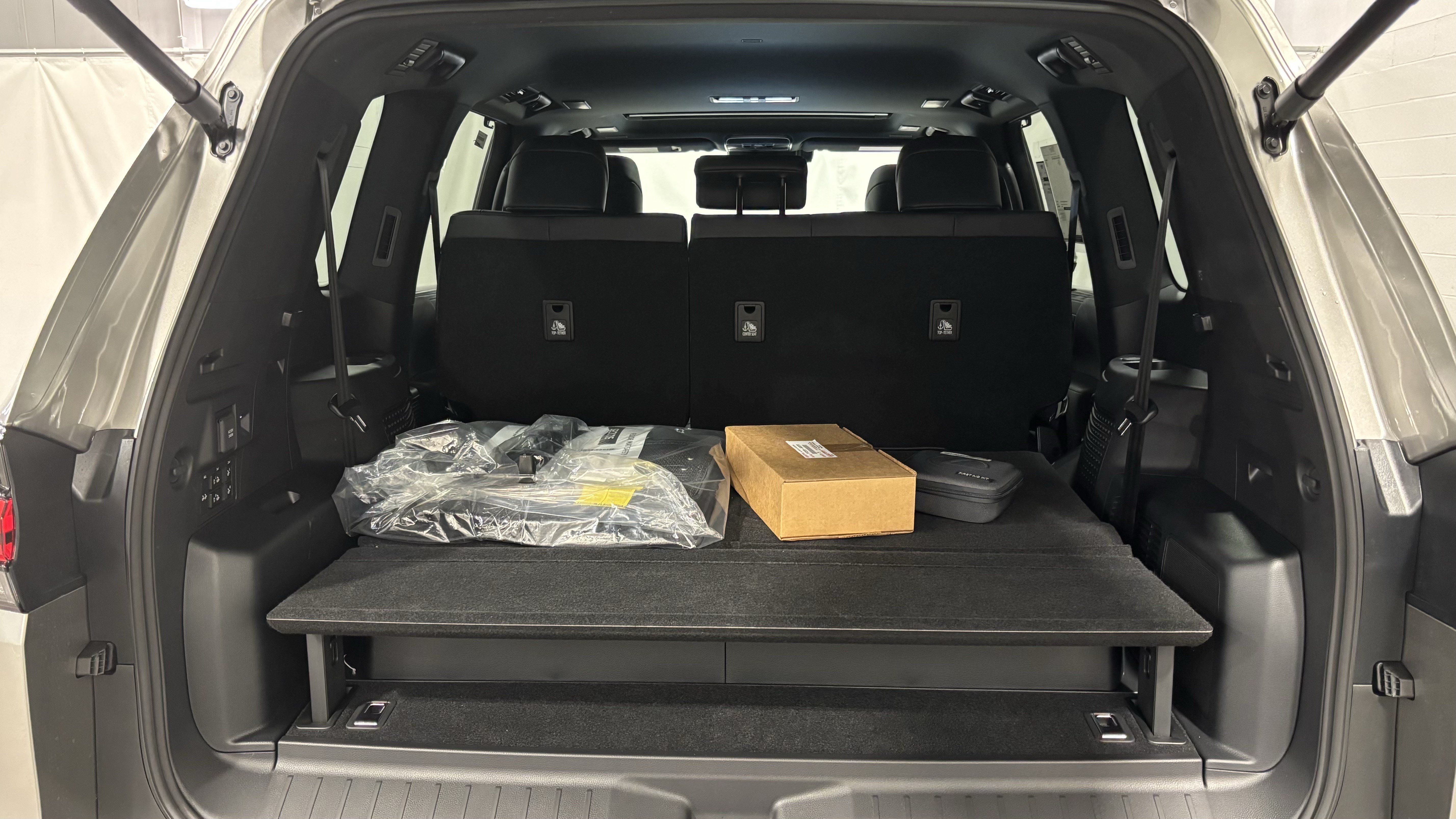Certified 2026 Lexus LX 700h Luxury AWD/4WD image 38