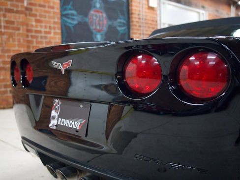 Used 2005 Chevrolet Corvette Convertible w/ Preferred Equipment Group image 20