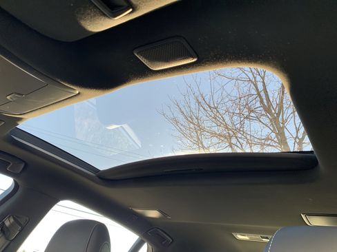 Certified 2021 Lexus LS 500 w/ Accessory Package (Z1) image 28