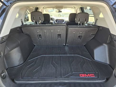 Used 2020 GMC Terrain SLE w/ Elevation Edition FWD image 15