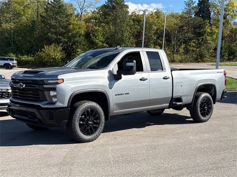 New 2026 Chevrolet Silverado 2500 Custom image 3