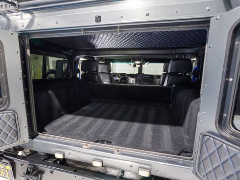 Used 1998 HUMMER H1 4-Door Wagon image 32