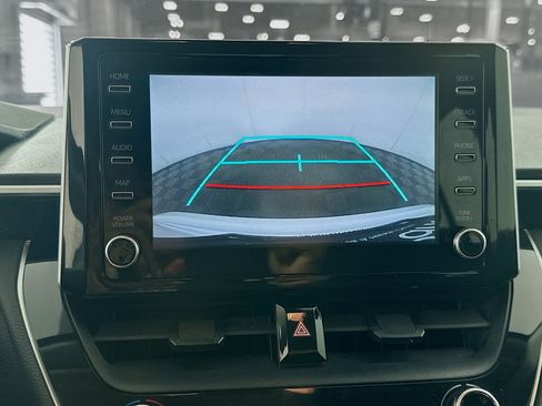 Used 2020 Toyota Corolla LE FWD image 21
