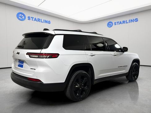 Used 2022 Jeep Grand Cherokee L Limited w/ Black Appearance Package RWD image 9