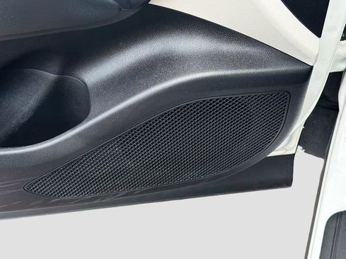 Certified 2025 Hyundai Tucson SE FWD image 18