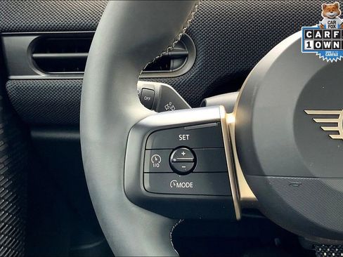 Used 2025 MINI Cooper S image 17